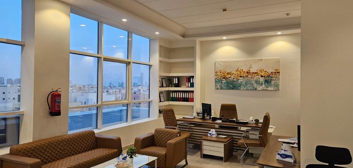 ما الفرق بين الإدارة الفردية وإدارة الأملاك الاحترافية؟ دليلك الشامل. الإدارة الفردية وإدارة الأملاك الاحترافية