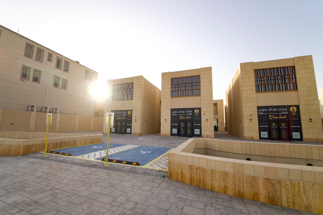 درايف ثرو للايجار