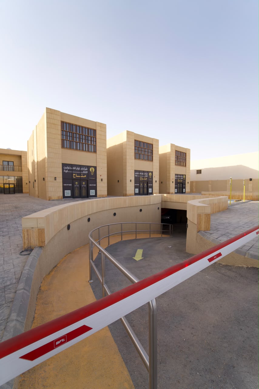 وحدات درايف ثرو Drive-Thru للإيجار في شمال الرياض وحدات درايف ثرو Drive-Thru للإيجار